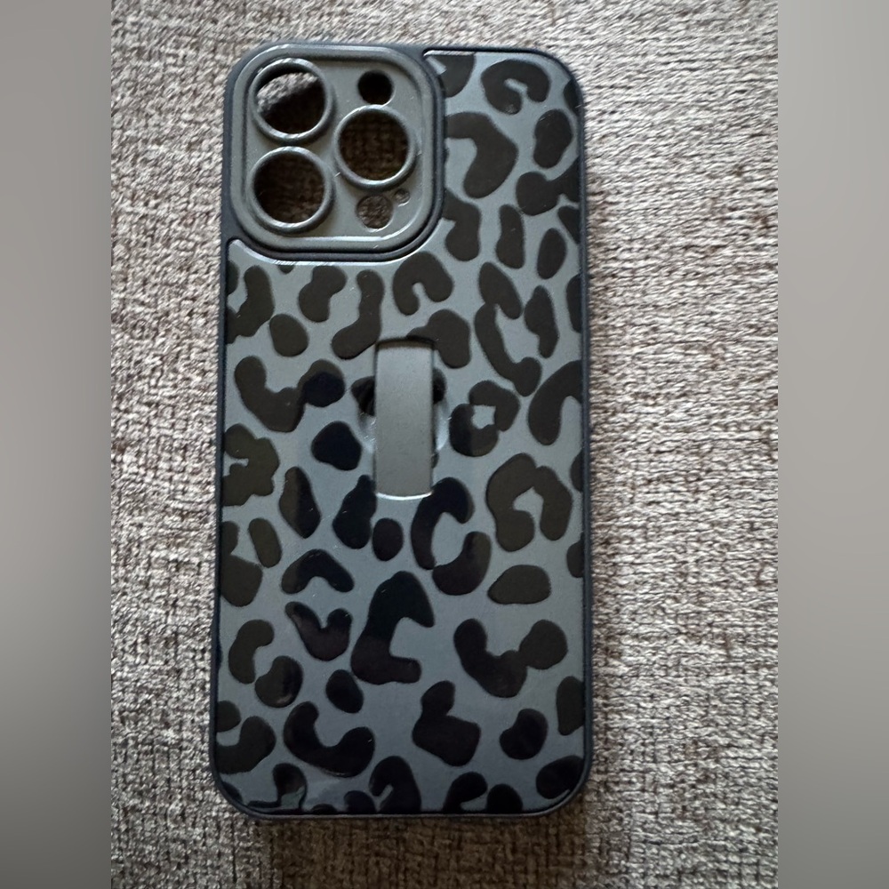 iPhone 16 Pro Max Case black leopard cheetah NWOT